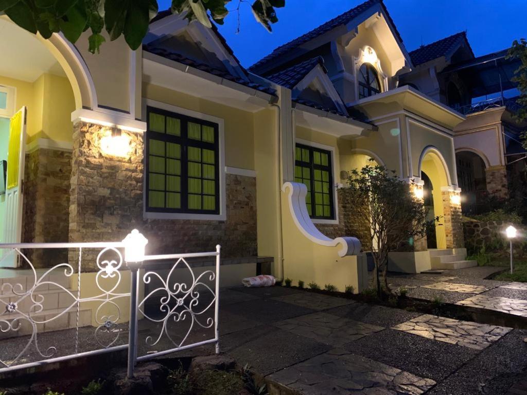 Villa Kota Bunga Cipanas 3 Kamar Baru Renovasi Full Wifi Cikundul Eksteriør billede